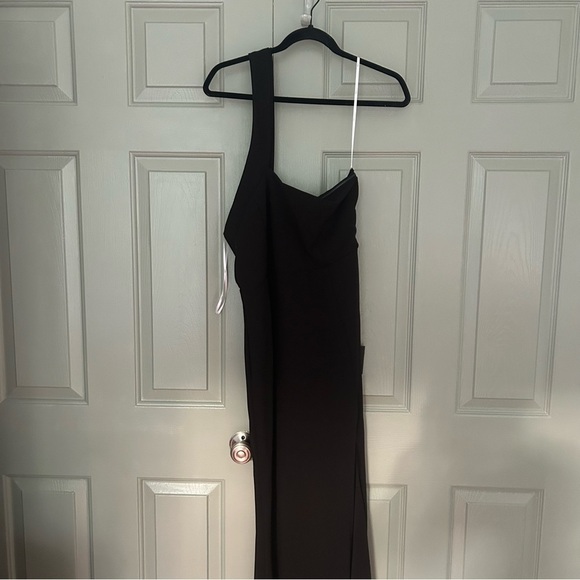 NWT Lulus Your Majesty One Shoulder Mermaid Maxi Black Formal Cocktail Dress. - Picture 5 of 10